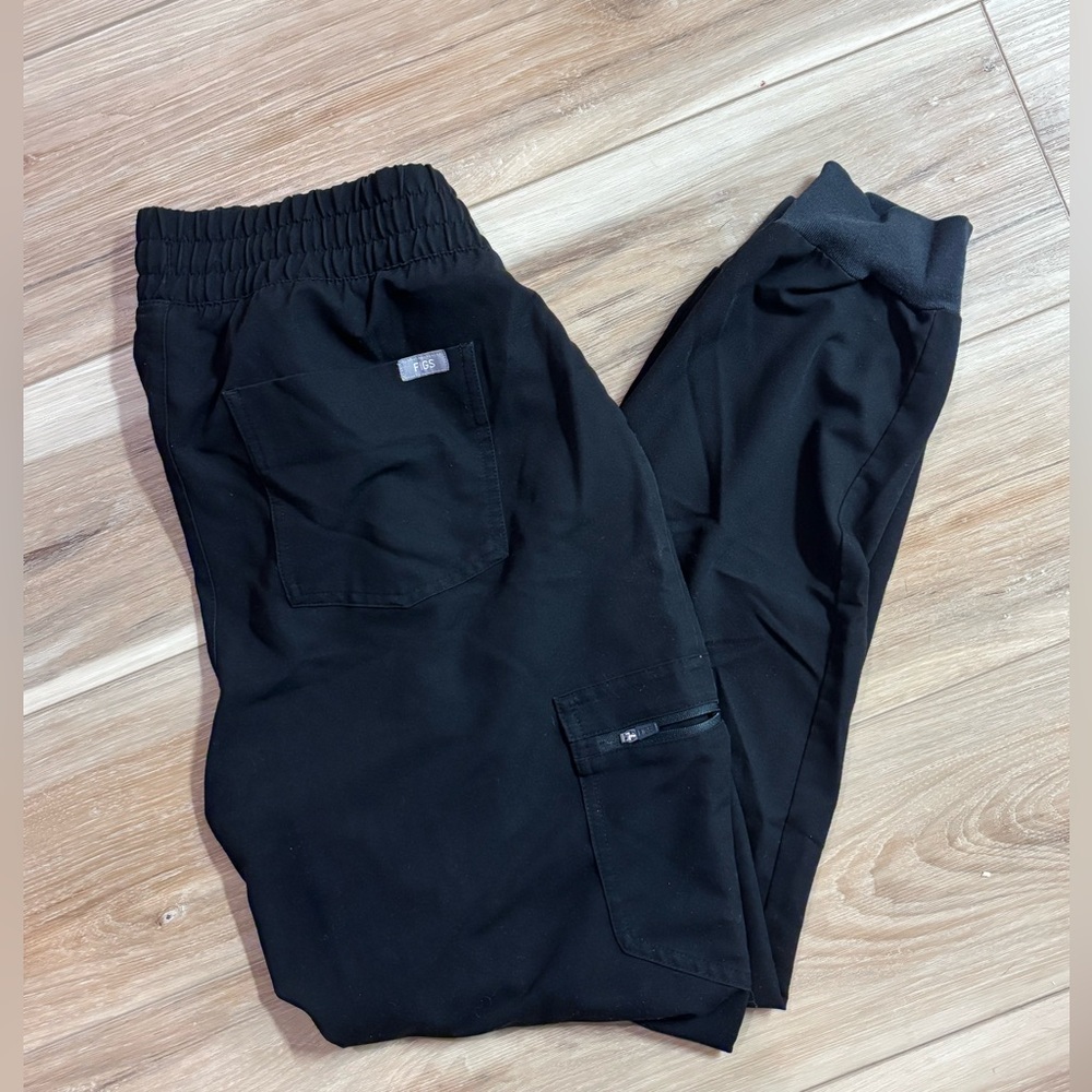 Black High Waisted Uman Relaxed Jogger Scrub Pants